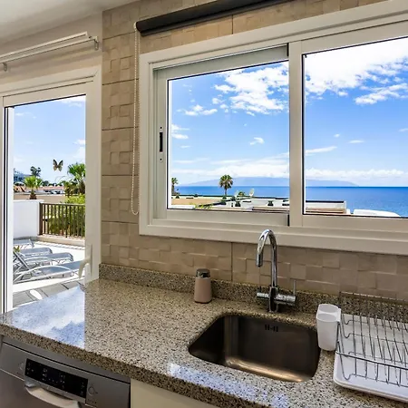Ocean Panorama - 3 Ac Bedrooms, Private Garage, Pool, 2 Bathrooms, Tv Channels דירה אקנטילדו דה לוס גיגנטס