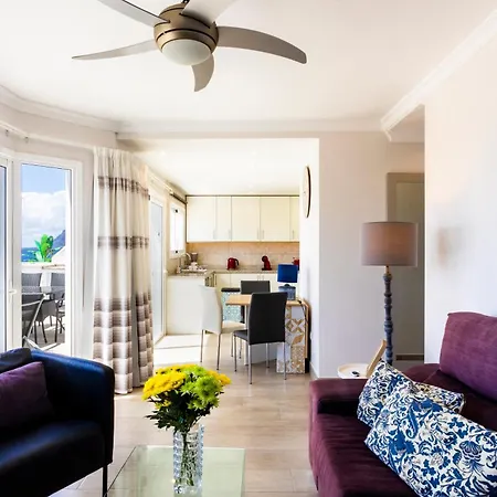 דירה Ocean Panorama - 3 Ac Bedrooms, Private Garage, Pool, 2 Bathrooms, Tv Channels *
