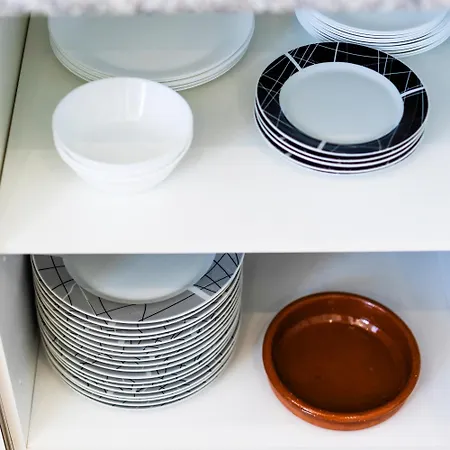 Ocean Panorama - 3 Ac Bedrooms, Private Garage, Pool, 2 Bathrooms, Tv Channels